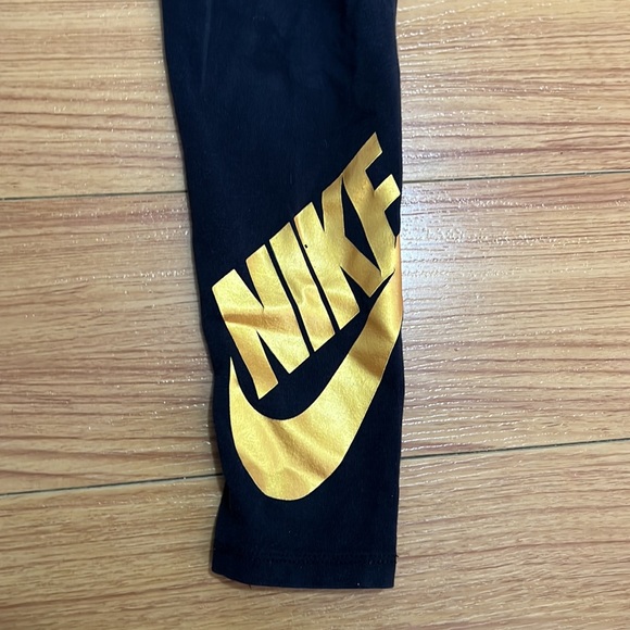 Kids Nike pants - Picture 2 of 5
